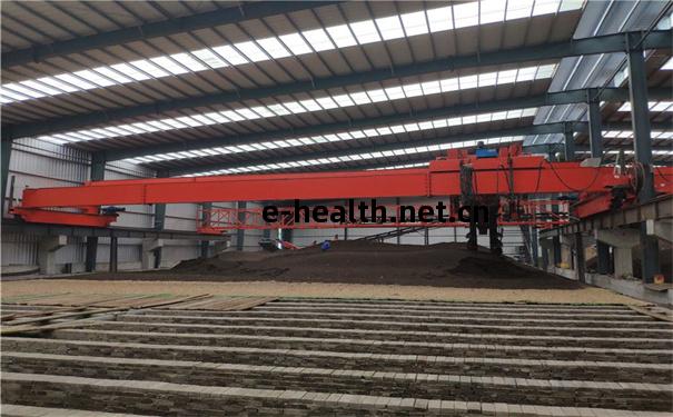 輪(lun)盤翻堆(dui)機