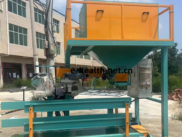 糧(liang)食包(bao)裝機(ji)